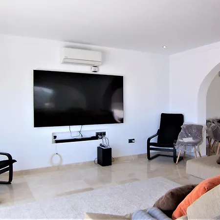 Luxury 7 Bedroom Heated Pool Hot Tub 5 Mins From The Sleeps 16 Villa Benalmádena